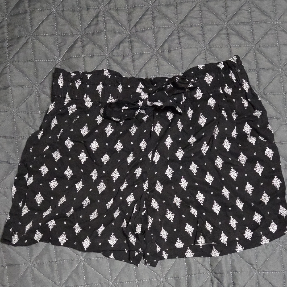 Maurices Black and White High Waist Women's Shorts